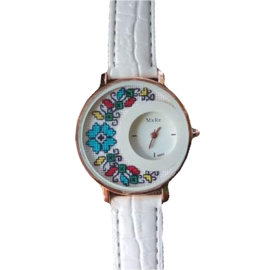 Дамски ръчен часовник с бродерия "Цвете"
